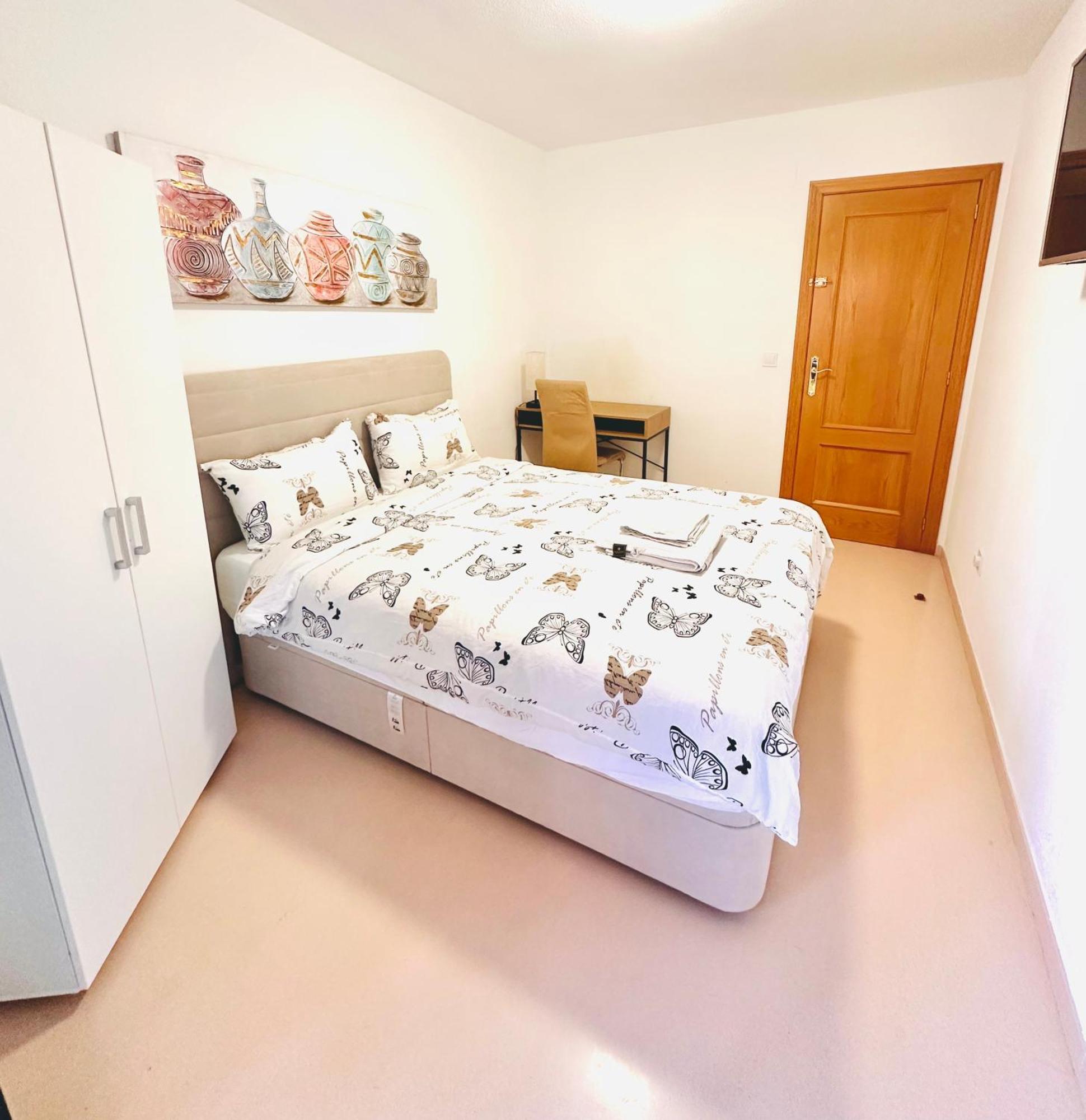 Economy Room Аликанте Экстерьер фото